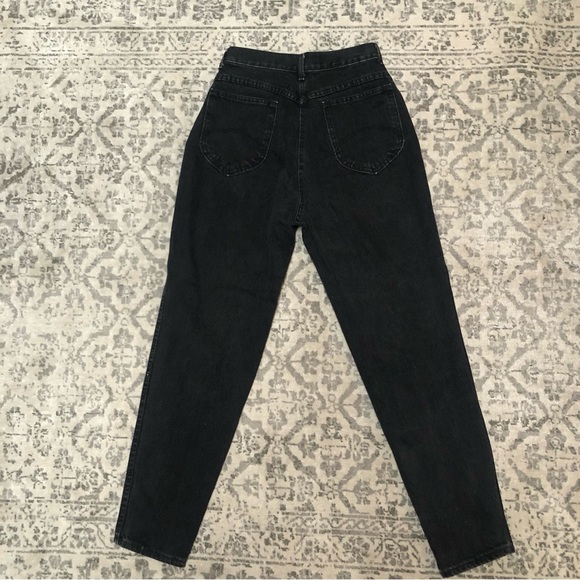 Vintage Chic high waisted tapered leg cotton “mom jeans” 🖤❤️ washed black - Picture 7 of 15